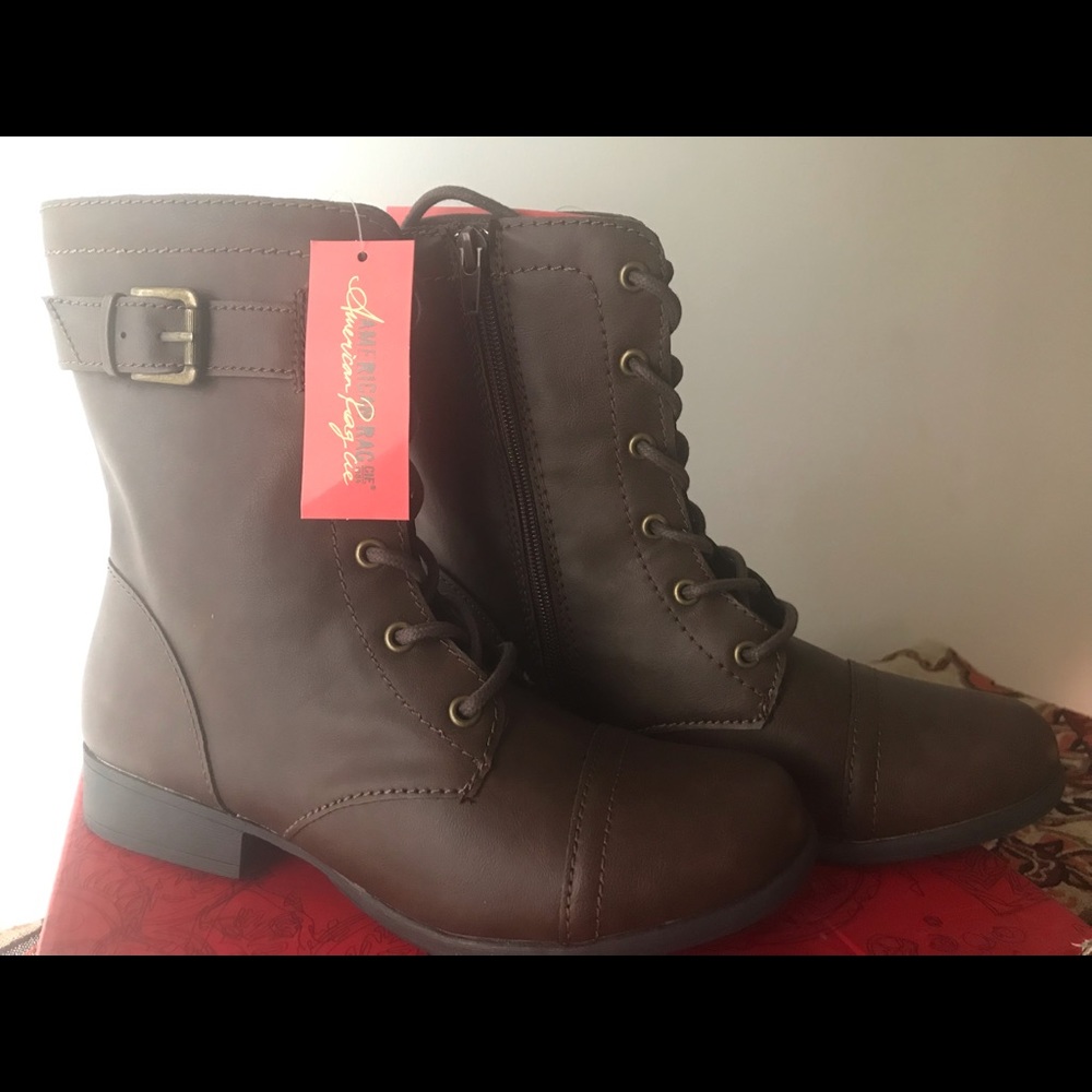 Brown boots